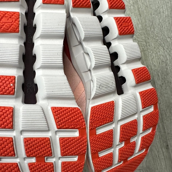 On Running Women's Coral and White Sneakers W CLOUDSTRATUS 2 - Picture 7 of 11